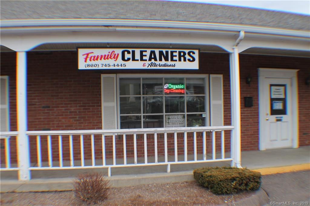 75 Hazard Ave, Enfield, CT 06082